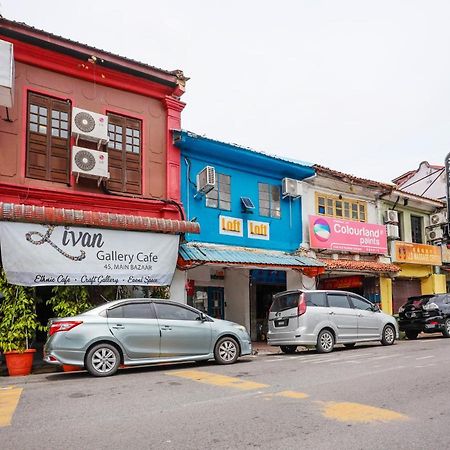 Hotel Spot On 90610 Loft Waterfront Kuching Esterno foto